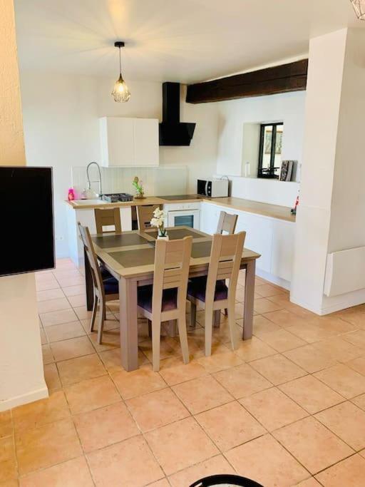 Gite Aubiacais 10 Personnes Extérieur photo