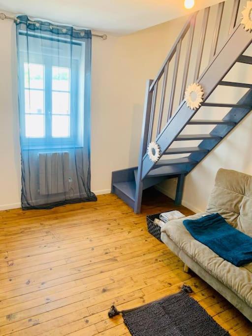 Gite Aubiacais 10 Personnes Extérieur photo